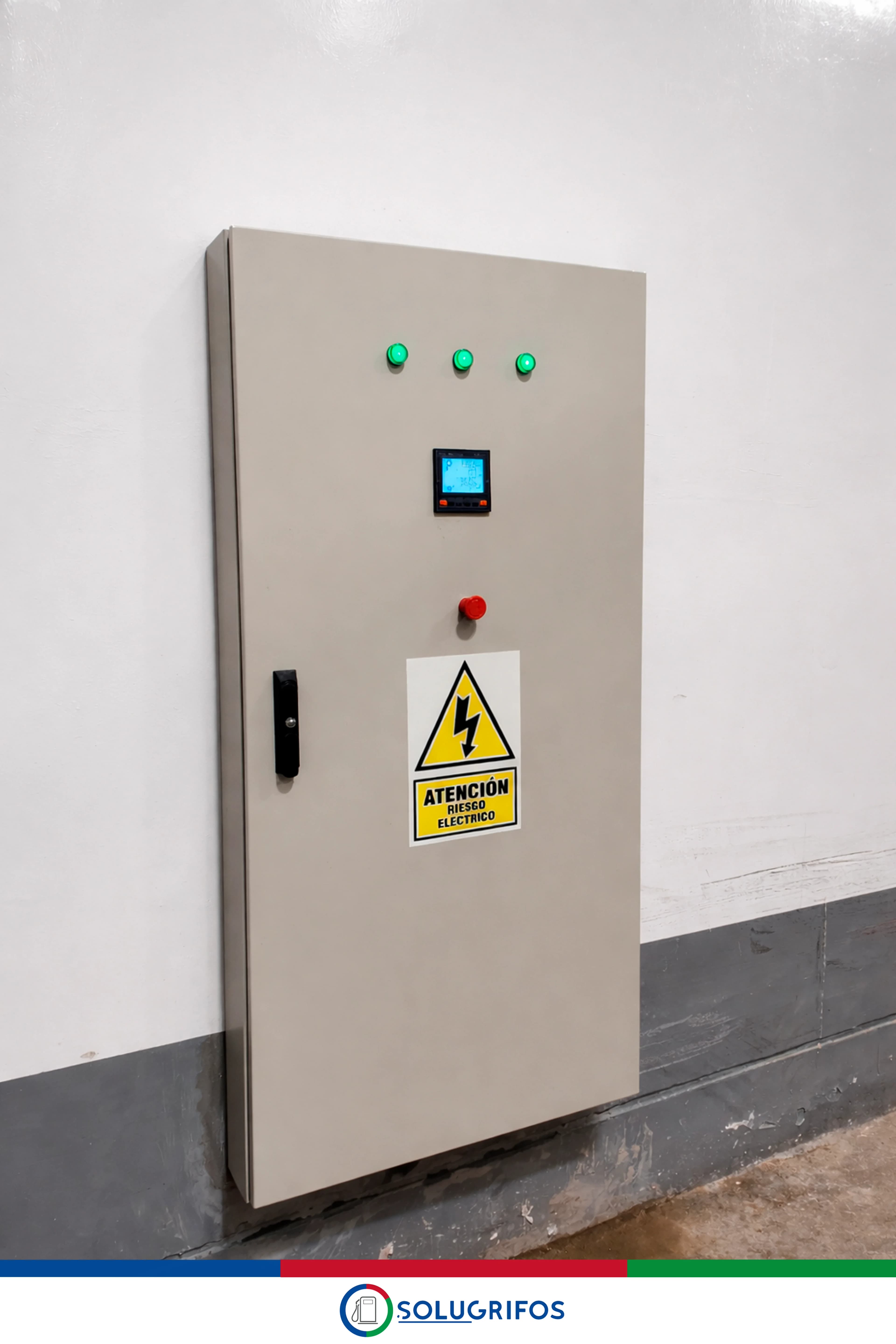 Instalación de tablero eléctrico para combustible líquido — foto 4